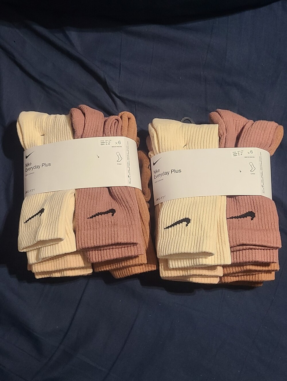 Nike Everyday Plus Dri-Fit Sock Bundle, New! Youth Size 5-7/Womens 6-10/Mens 6-8